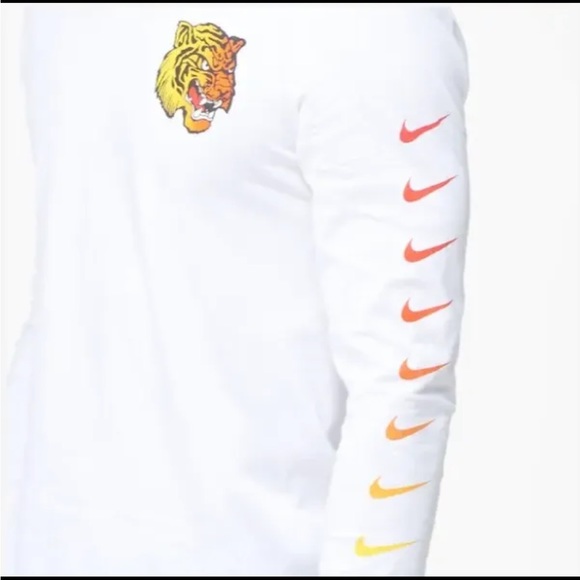 Air Max Plus T-SHIRT - Picture 2 of 11